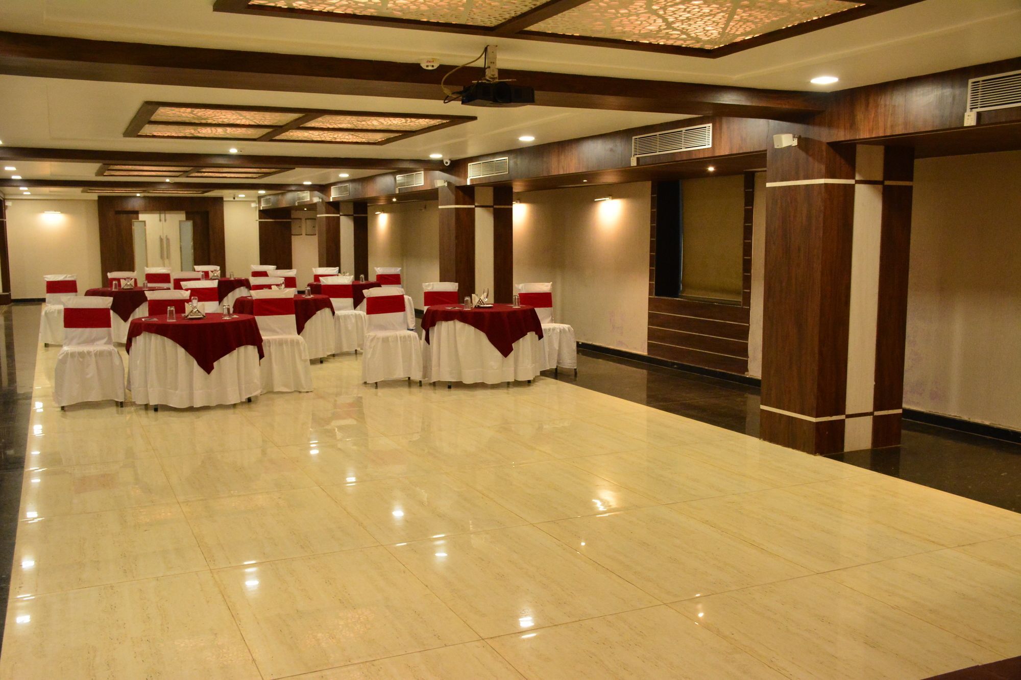 The Suncity Bhubaneswar Exterior foto