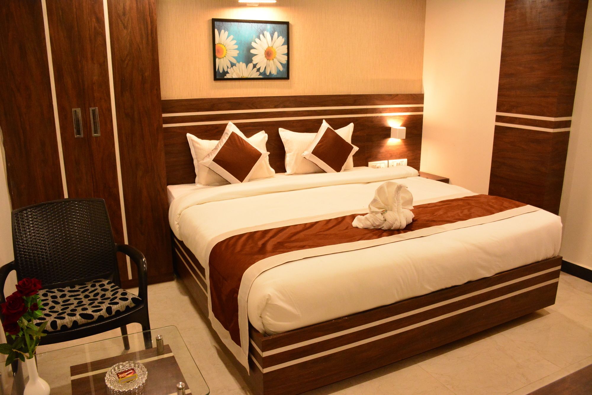 The Suncity Bhubaneswar Exterior foto
